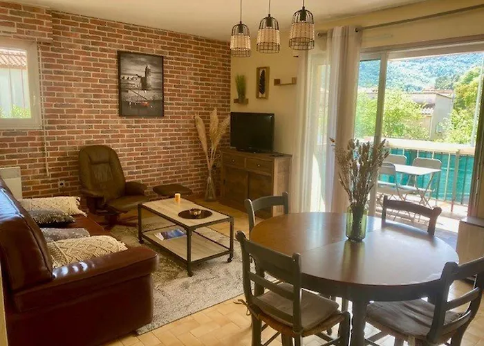 Joli F2 Avec Balcon, Parking Et Proche Thermes - Fr-1-703-213 * Amélie-les-Bains-Palalda